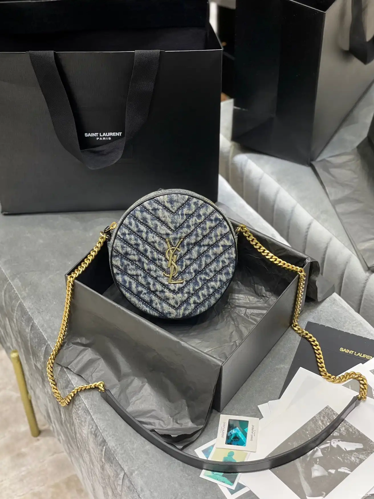 ROUND VINYLE BAG CAMERA YSL 0625